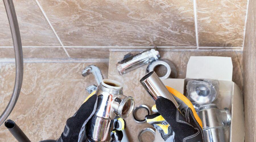 Professional gutter cleaning in Los Fresnos, TX